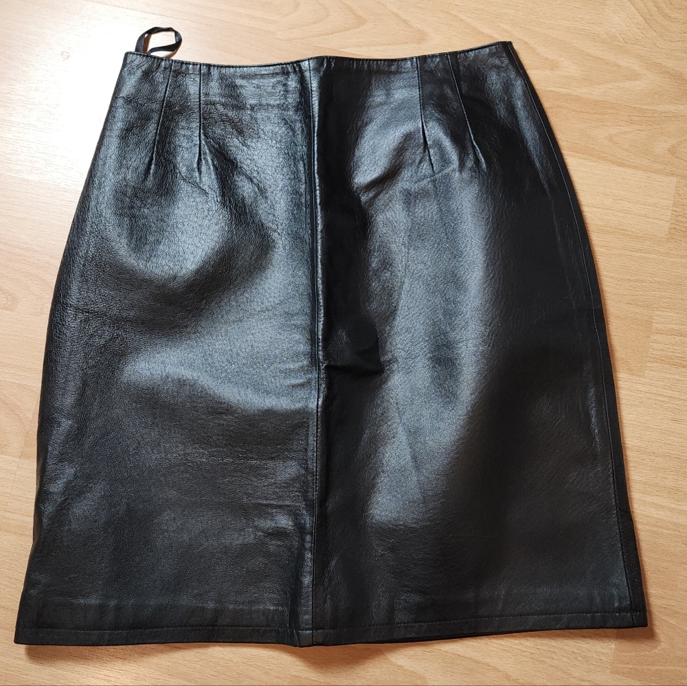 Clio 100% Leather Black Mini Pencil Skirt Size 10‎ Vintage